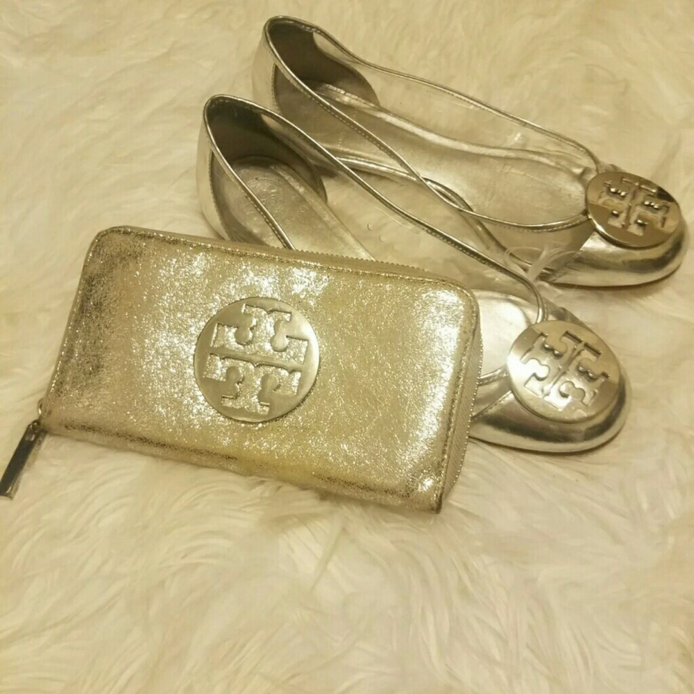 Silver Tory Burch wallet